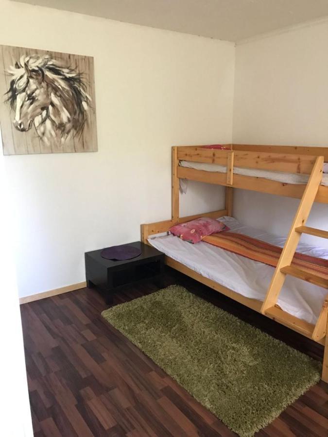 Vacker Hus I Naturen Froseke Exterior photo