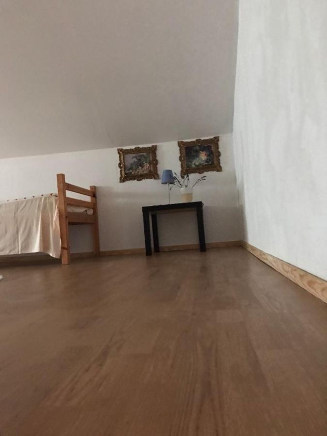 Vacker Hus I Naturen Froseke Exterior photo
